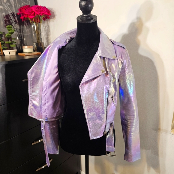 S Forever21, holographic, dichroic, iridescent, rainbow, lavender jacket. - Picture 4 of 12